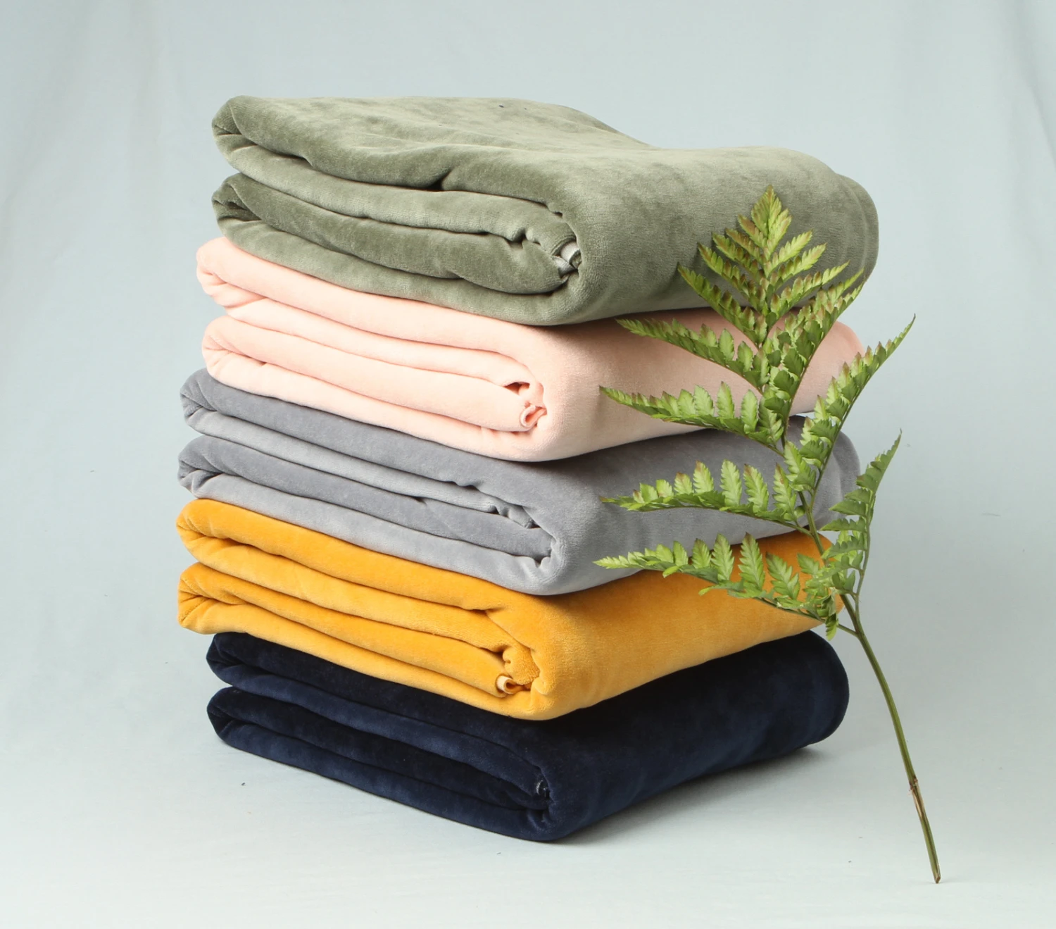 Elvelyckan Design, Oeko-Tex, Velour, Gold 3 Elvelyckan Design, Oeko-Tex, Velour, Gold - Image 3