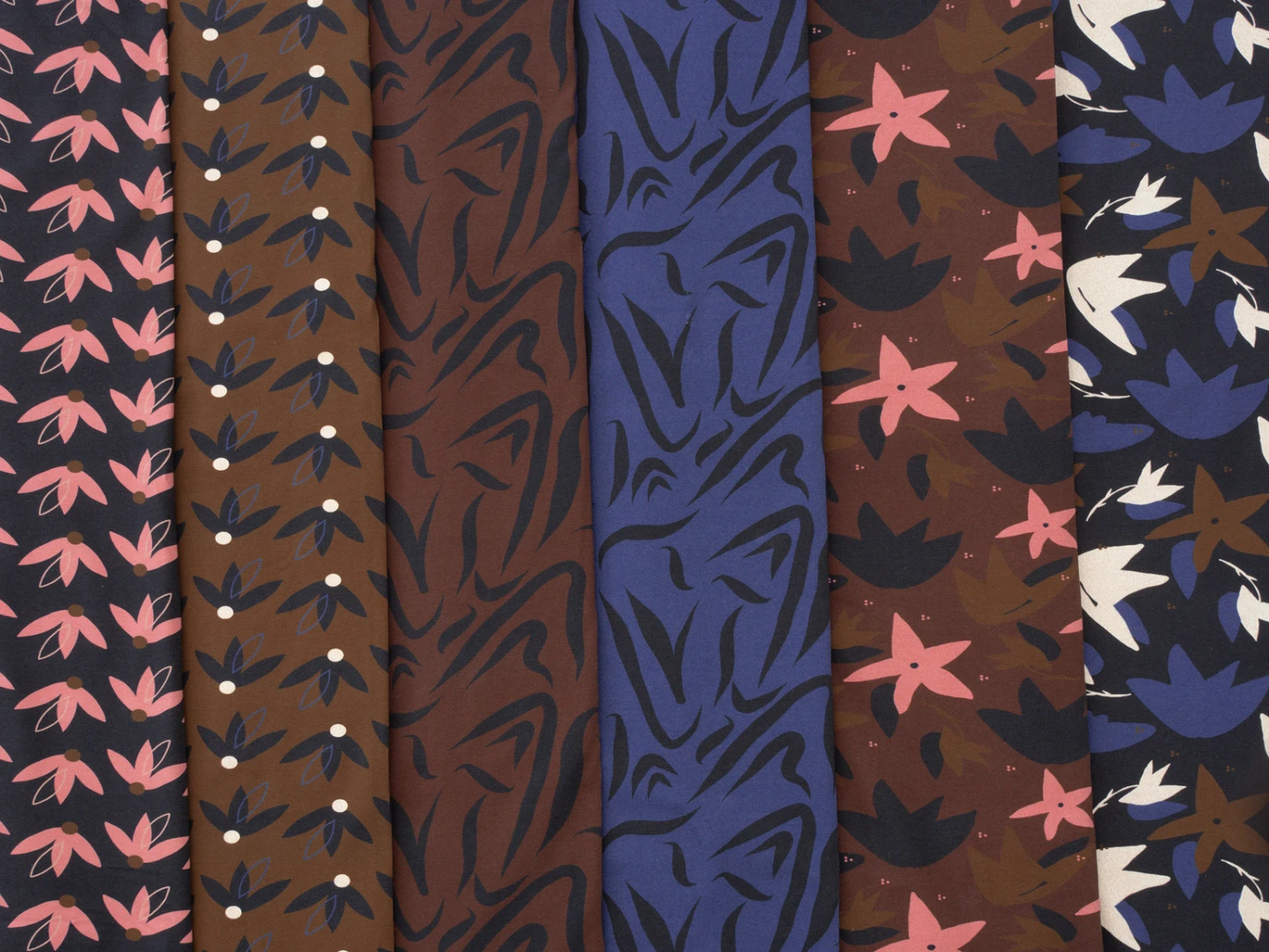 *REMNANT 136cm* European Cotton Elastane Jersey, Oeko-Tex, Starfruit Chocolate Multi 2 *REMNANT 136cm* European Cotton Elastane Jersey, Oeko-Tex, Starfruit Chocolate Multi - Image 2