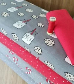 Tygdrommar, GOTS Organic Jersey, Mini Spots Red -Tailor Supplies Sales 2024 6503 2