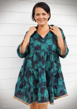 European Lightweight Woven Cotton, Oeko-Tex, Jungle Leaves Green 12 European Lightweight Woven Cotton, Oeko-Tex, Jungle Leaves Green -Tailor Supplies Sales 2024 6627 5