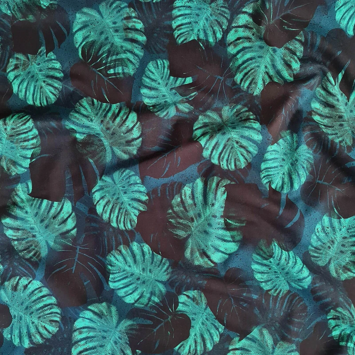 European Lightweight Woven Cotton, Oeko-Tex, Jungle Leaves Green 1 European Lightweight Woven Cotton, Oeko-Tex, Jungle Leaves Green