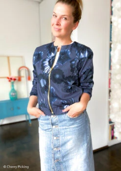 *REMNANT 2 PIECE* European Cotton Sateen, Oeko-Tex, Tinted Flower -Tailor Supplies Sales 2024 6722 2