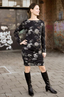 European Knit, Oeko-Tex Lightweight French Terry, Stormy Flowers -Tailor Supplies Sales 2024 7352 3