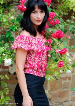 European Woven Viscose, Oeko-Tex, Blooming Fields Yellow 15 European Woven Viscose, Oeko-Tex, Blooming Fields Yellow -Tailor Supplies Sales 2024 7999 6