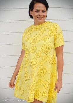 *REMNANT 2 PIECE* European Cotton Elastane Jersey, Oeko-Tex, Star Bursts & Grid Amber/Tangerine -Tailor Supplies Sales 2024 8023 3