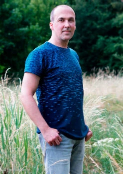 European Cotton Elastane Jersey, Oeko Tex, Water Reflections Raspberry Dark Navy -Tailor Supplies Sales 2024 8171 7