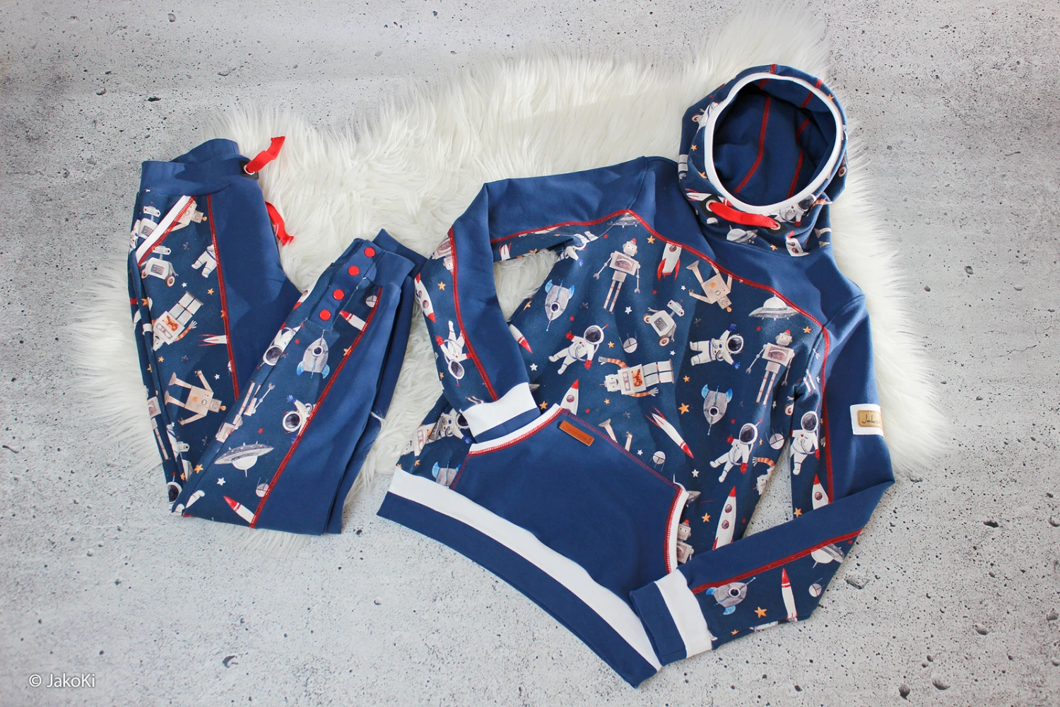 European Knit, Oeko-Tex French Terry, Astronauts & Robots Dark Navy 5 European Knit, Oeko-Tex French Terry, Astronauts & Robots Dark Navy - Image 5