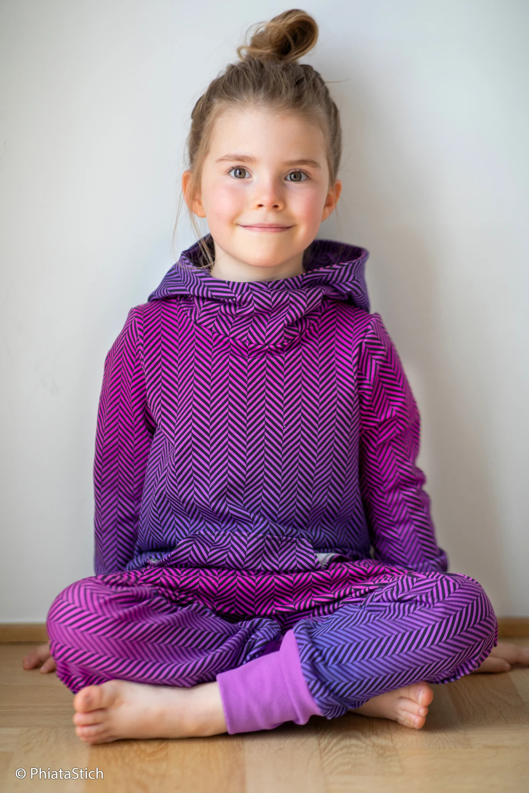 European Knit, Oeko-Tex French Terry Cosy, Small Zig+Zag Purple Pink Ombre 3 European Knit, Oeko-Tex French Terry Cosy, Small Zig+Zag Purple Pink Ombre - Image 3