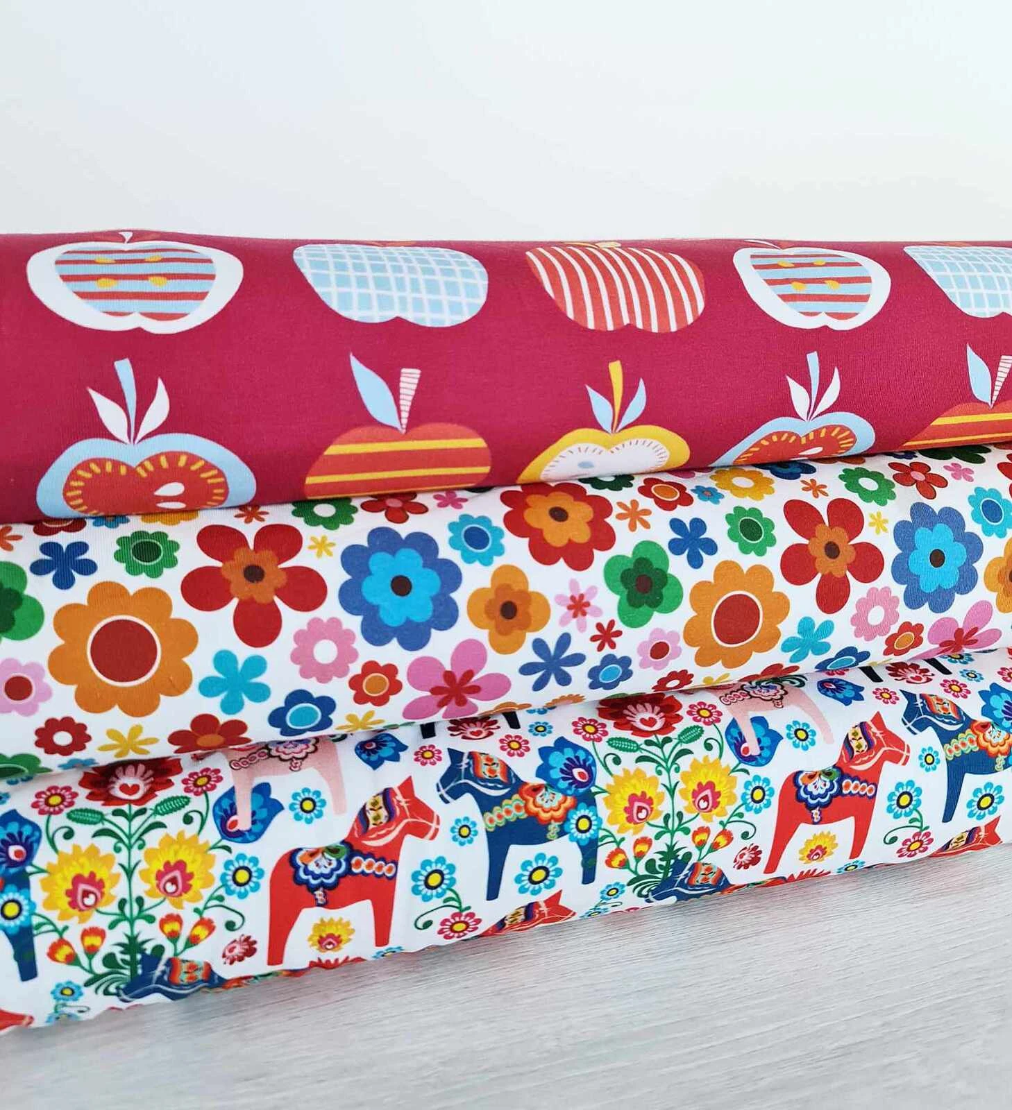 European Cotton Elastane Jersey, GOTS Organic, Retro Flowers 3 European Cotton Elastane Jersey, GOTS Organic, Retro Flowers - Image 3